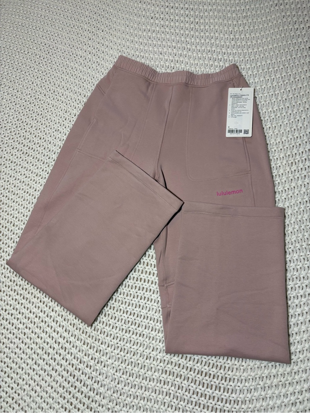 NWT Lululemon loungeful classic hr sweatpants in mink berry size small